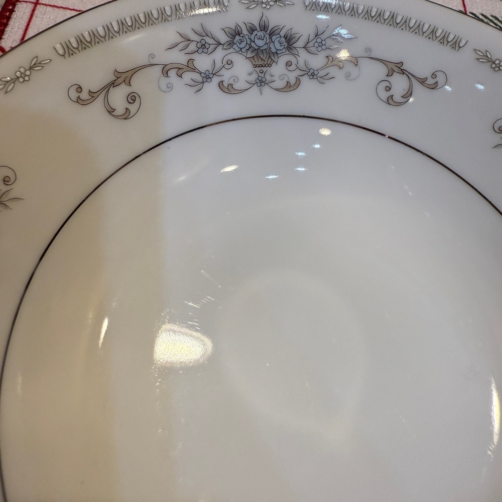 Vintage Fine Porcelain China “Diane” Dessert Bowls - 2 piece set - Picture 3 of 5